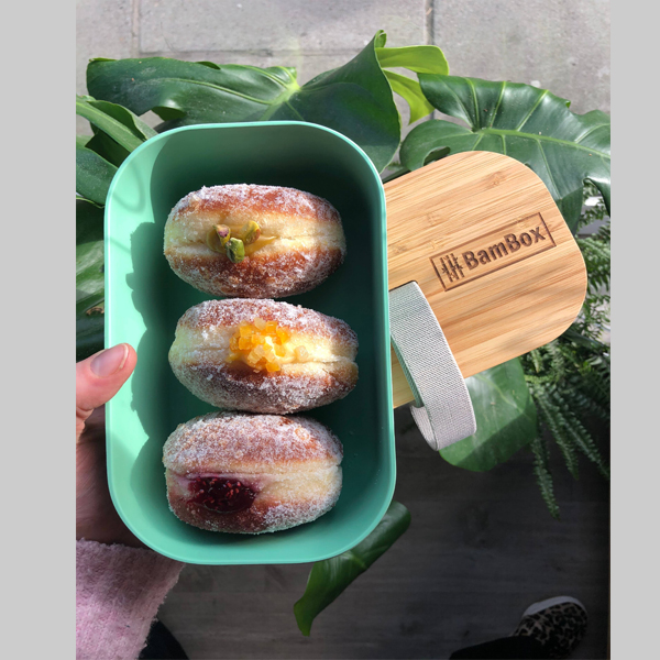 green lunch box