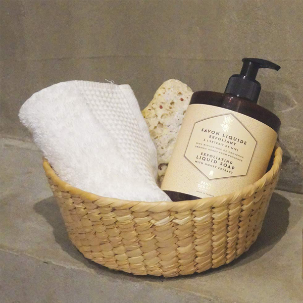 exfoliating honey liquid marseille soap